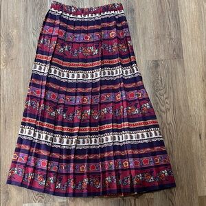 Vintage Susan Bristol Red and Purple Patterned floral pleated Maxi Skirt size 6